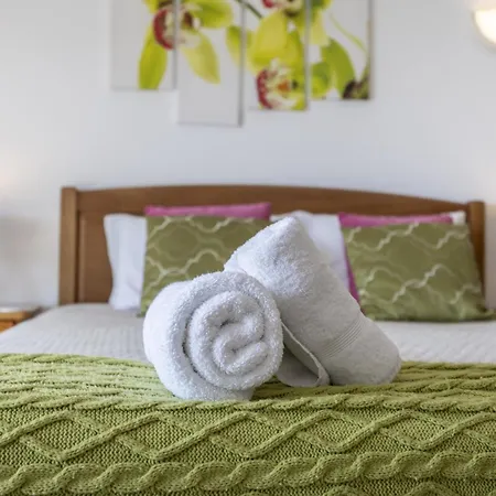 Apartment Coolhouses Algarve , 2 Bed W/ Sea View, Blue Ocean View Praia Da Luz